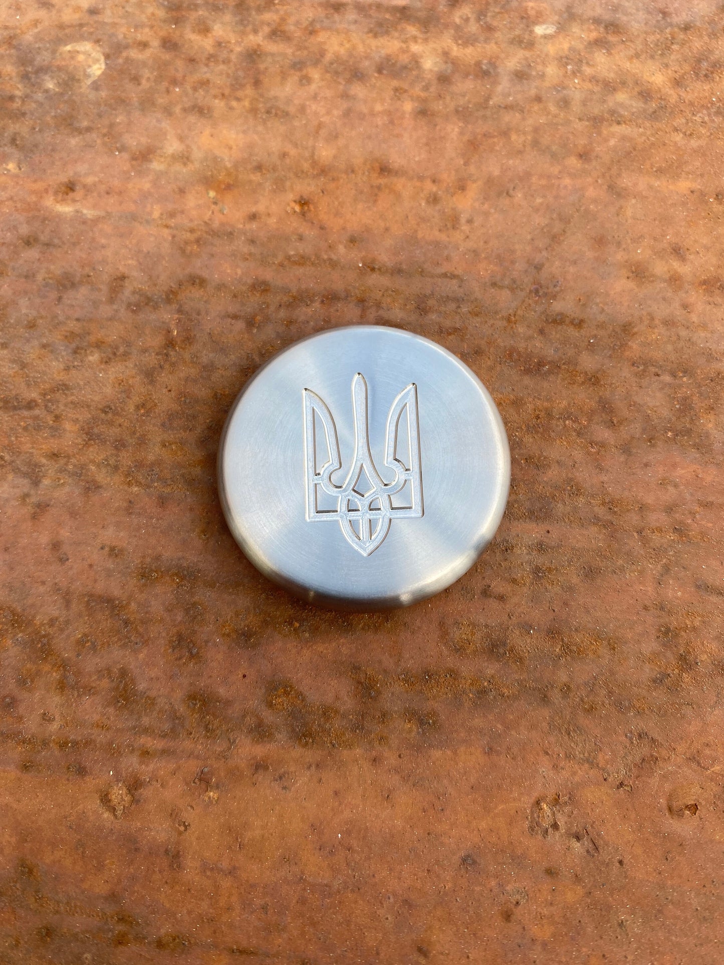 Titanium contact coin Ukrainian Trident, skill toy, worry coin, flat pocket toy